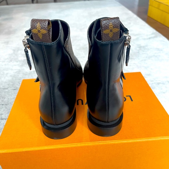 LOUIS VUITTON - NEW Jumble Flat Ankle Boots Leather and Monogram Canvas. - Picture 4 of 10